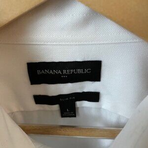 NWOT Banana Republic mens white dress shirt- button down size large